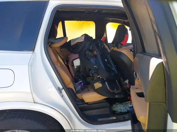 YV4A22PLXH1154664 2017 VOLVO XC90 - Image 8