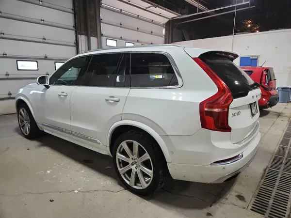 YV4A22PLXH1156561 2017 VOLVO XC90 - Image 2