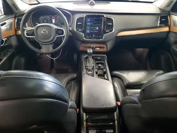 YV4A22PLXJ1332708 2018 VOLVO XC90 - Image 8