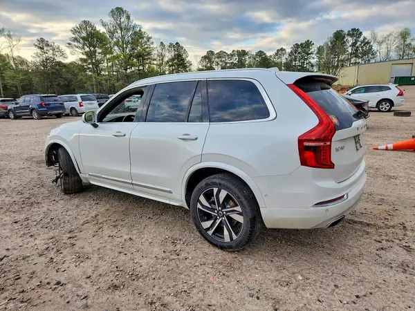YV4A22PLXJ1347953 2018 VOLVO XC90 - Image 2