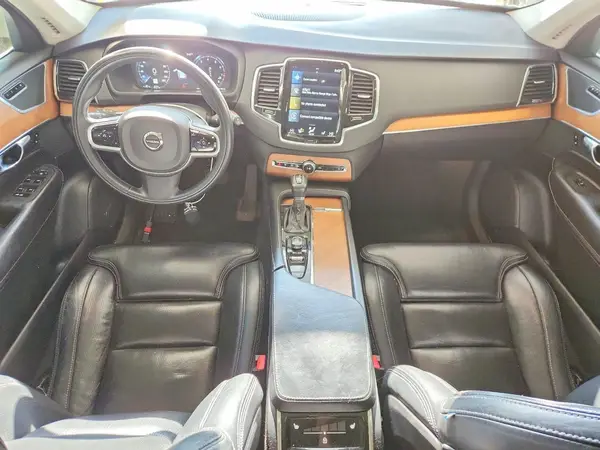 YV4A22PLXJ1387837 2018 VOLVO XC90 - Image 8