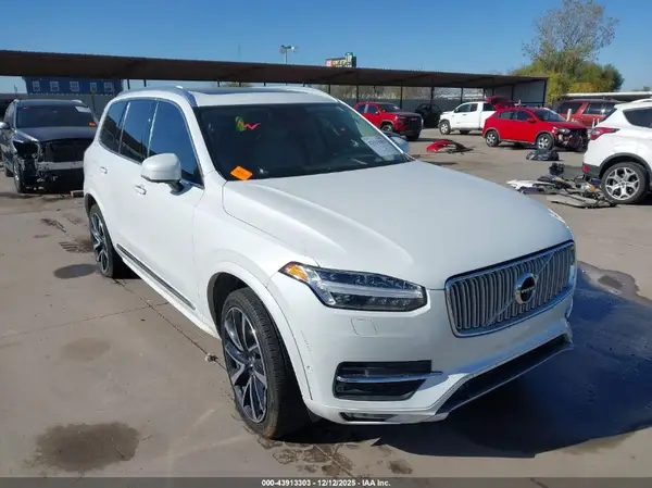 YV4A22PLXK1422295 2019 VOLVO XC90 - Image 1