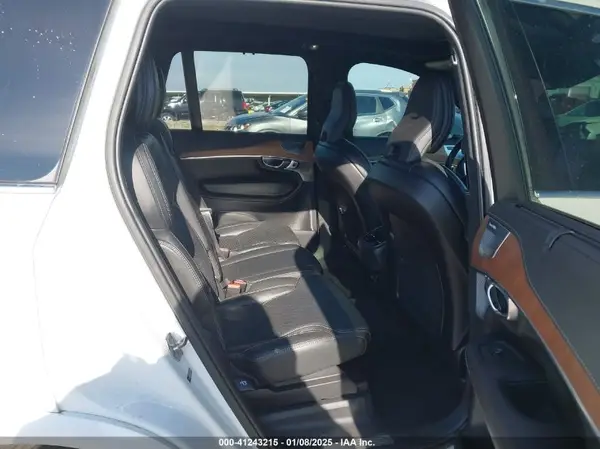 YV4A22PLXK1445480 2019 VOLVO XC90 - Image 8