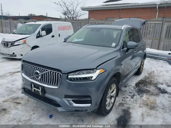 YV4A22PLXL1563644 2020 VOLVO XC90 - Image 2