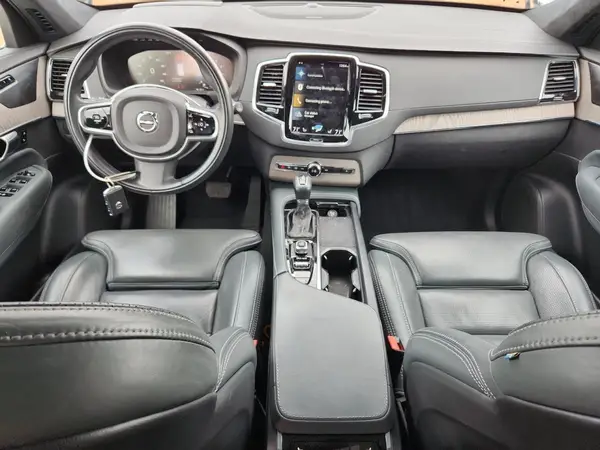 YV4A22PLXM1682182 2021 VOLVO XC90 - Image 8