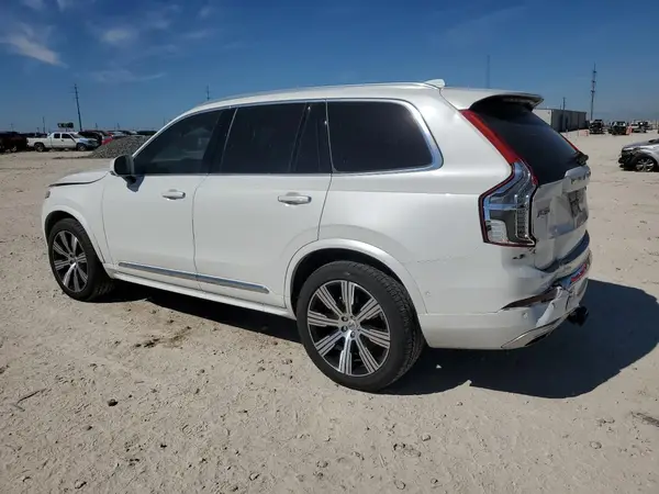 YV4A22PLXM1702592 2021 VOLVO XC90 - Image 2