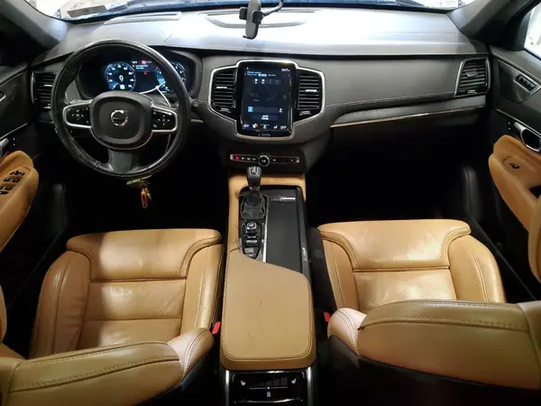 YV4A22PLXM1767880 2021 VOLVO XC90 - Image 8