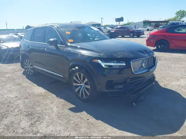 YV4A22PLXN1825701 2022 VOLVO XC90