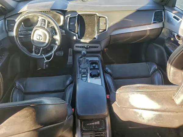 YV4A22PM0H1107751 2017 VOLVO XC90 - Image 8