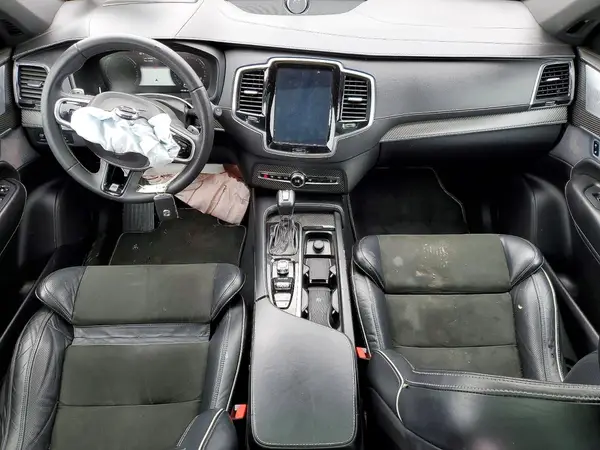 YV4A22PM0K1432939 2019 VOLVO XC90 - Image 8