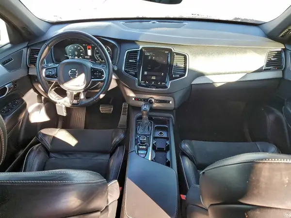 YV4A22PM1G1057845 2016 VOLVO XC90 - Image 8