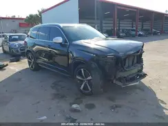 YV4A22PM1K1443447 2019 VOLVO XC90