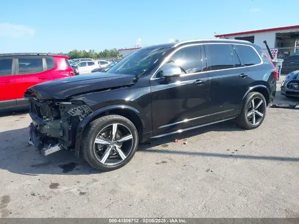 YV4A22PM1K1443447 2019 VOLVO XC90 - Image 2