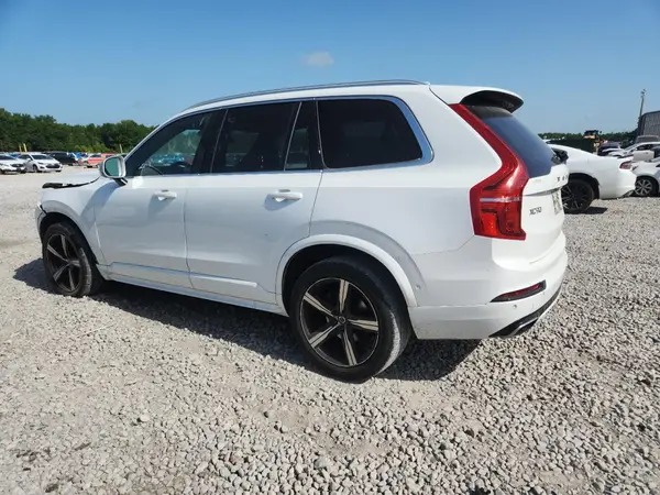 YV4A22PM1K1460779 2019 VOLVO XC90 - Image 2
