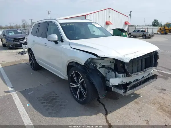YV4A22PM2G1050192 2016 VOLVO XC90 - Image 1