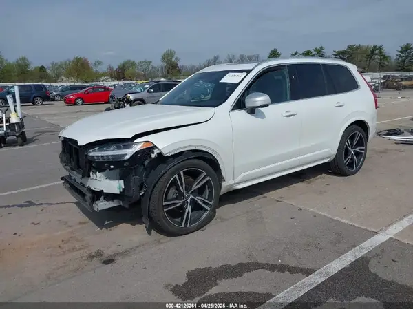 YV4A22PM2G1050192 2016 VOLVO XC90 - Image 2