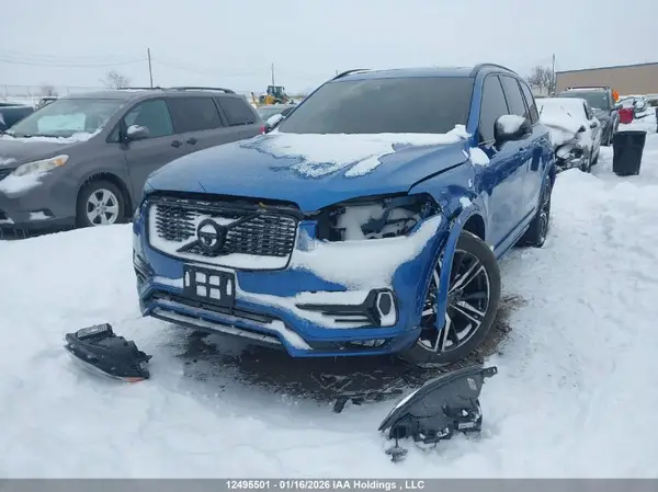 YV4A22PM2J1206917 2018 VOLVO XC90 - Image 2