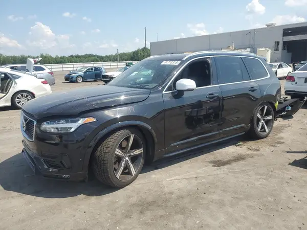 YV4A22PM2K1454330 2019 VOLVO XC90 - Image 1