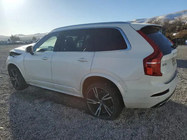 YV4A22PM2K1465134 2019 VOLVO XC90 - Image 2
