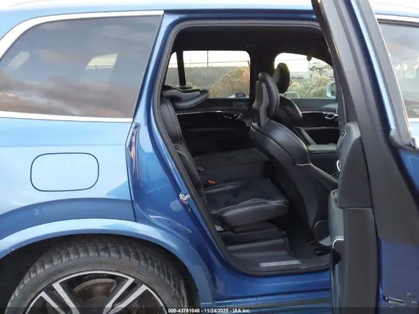 YV4A22PM3G1046572 2016 VOLVO XC90 - Image 8
