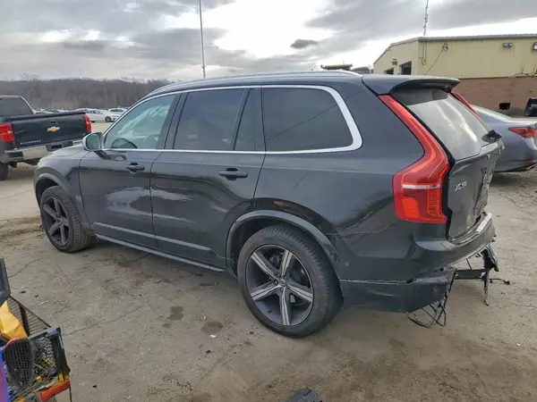 YV4A22PM3G1055207 2016 VOLVO XC90 - Image 2