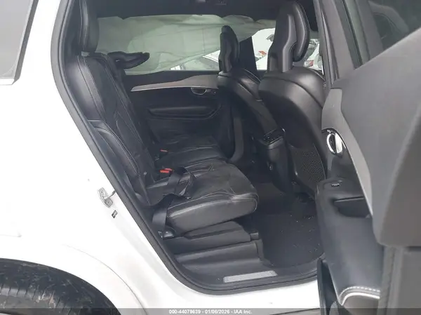 YV4A22PM3G1057720 2016 VOLVO XC90 - Image 8