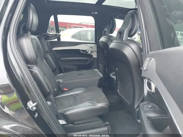 YV4A22PM3G1064893 2016 VOLVO XC90 - Image 8