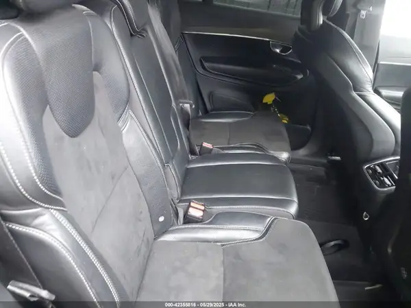 YV4A22PM3J1215738 2018 VOLVO XC90 - Image 8