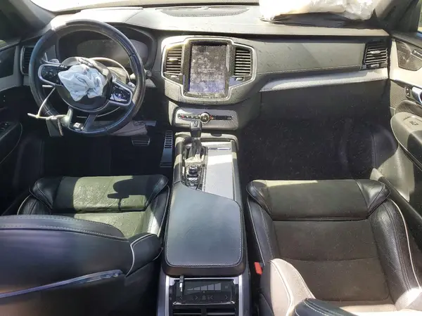 YV4A22PM3K1431445 2019 VOLVO XC90 - Image 8