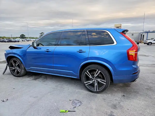 YV4A22PM3K1446818 2019 VOLVO XC90 - Image 2