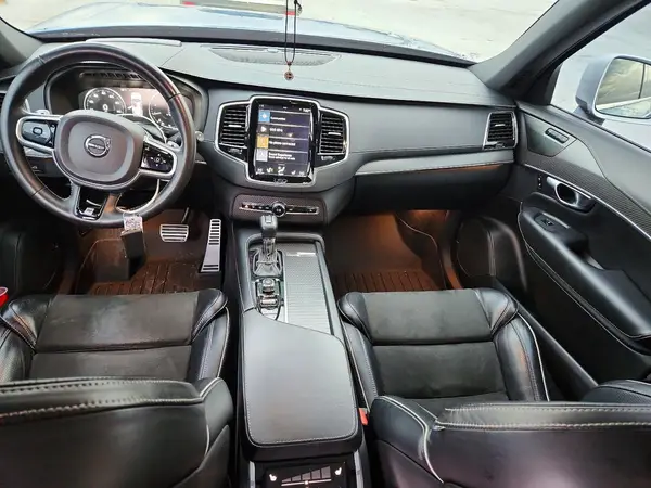 YV4A22PM3K1446818 2019 VOLVO XC90 - Image 8