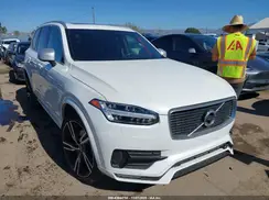 YV4A22PM4H1131907 2017 VOLVO XC90