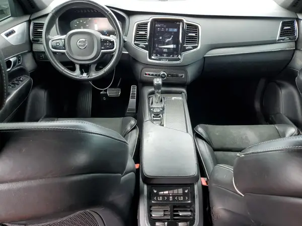 YV4A22PM4H1134886 2017 VOLVO XC90 - Image 8
