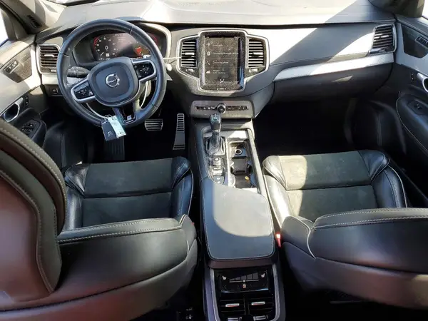YV4A22PM4K1448612 2019 VOLVO XC90 - Image 8