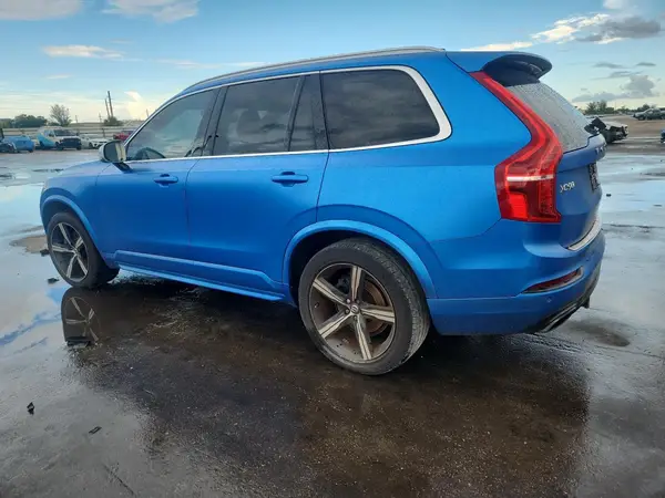 YV4A22PM5G1046993 2016 VOLVO XC90 - Image 2