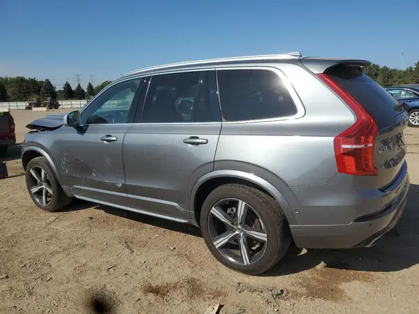 YV4A22PM5G1060439 2016 VOLVO XC90 - Image 2