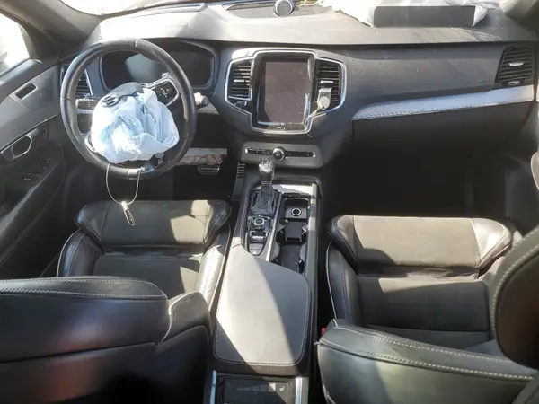 YV4A22PM5G1060439 2016 VOLVO XC90 - Image 8