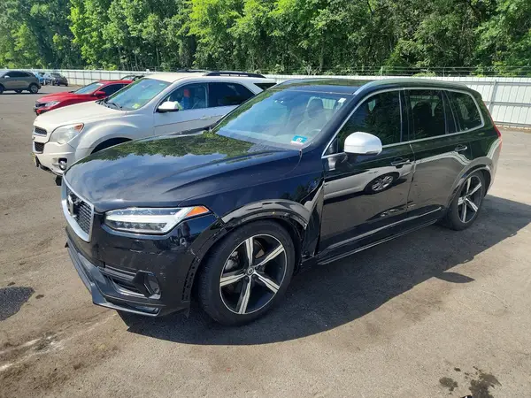 YV4A22PM5H1136808 2017 VOLVO XC90 - Image 1