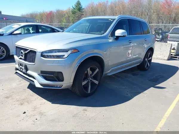 YV4A22PM6G1035680 2016 VOLVO XC90 - Image 2