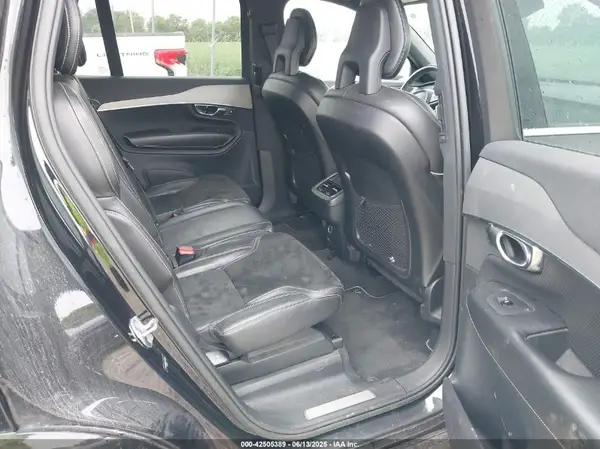 YV4A22PM6G1045500 2016 VOLVO XC90 - Image 8