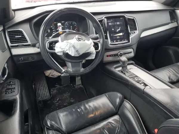YV4A22PM6H1111190 2017 VOLVO XC90 - Image 8
