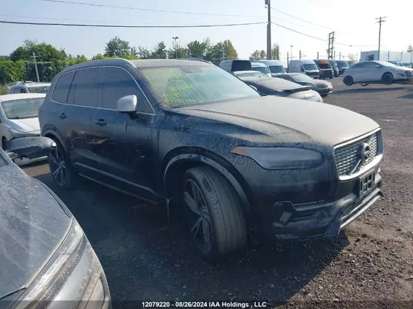 YV4A22PM6J1361695 2018 VOLVO XC90 - Image 1