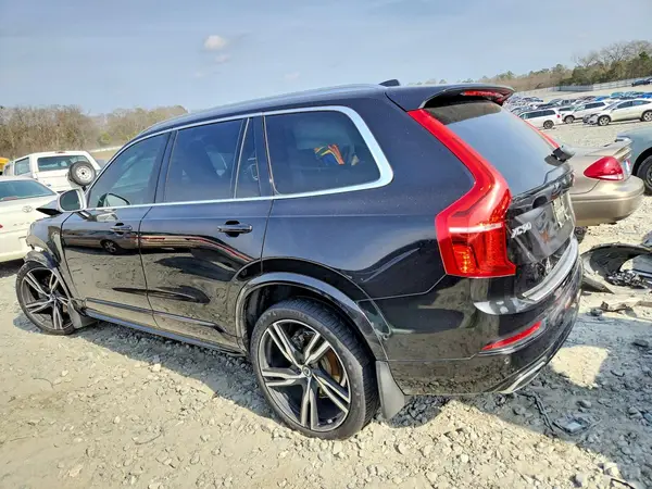 YV4A22PM6K1459997 2019 VOLVO XC90 - Image 2