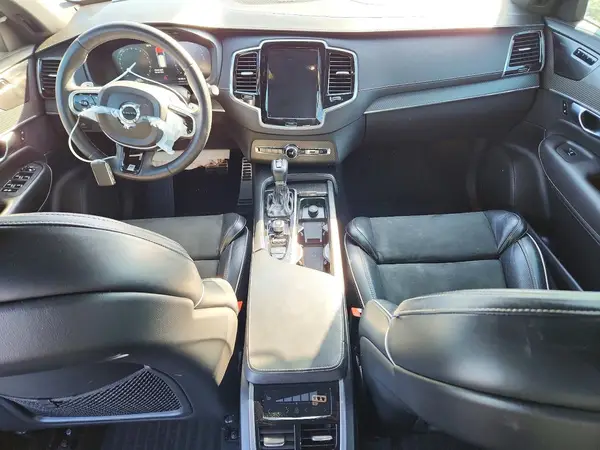 YV4A22PM6K1459997 2019 VOLVO XC90 - Image 8