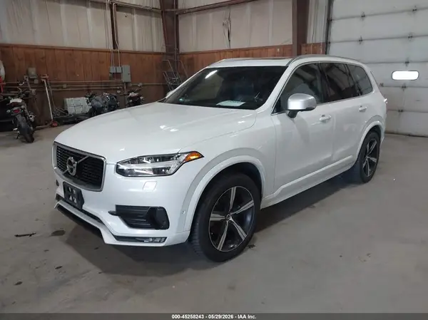 YV4A22PM6K1514979 2019 VOLVO XC90 - Image 2