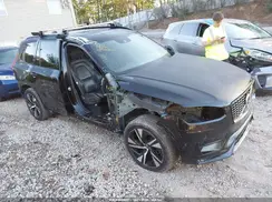YV4A22PM6M1762118 2021 VOLVO XC90