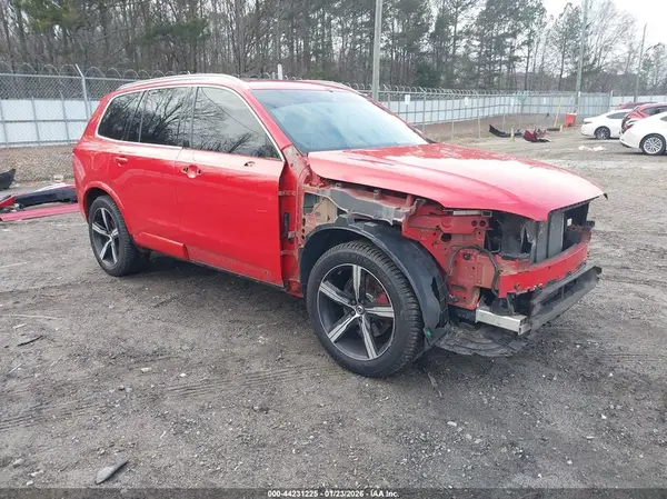 YV4A22PM7G1055145 2016 VOLVO XC90 - Image 1