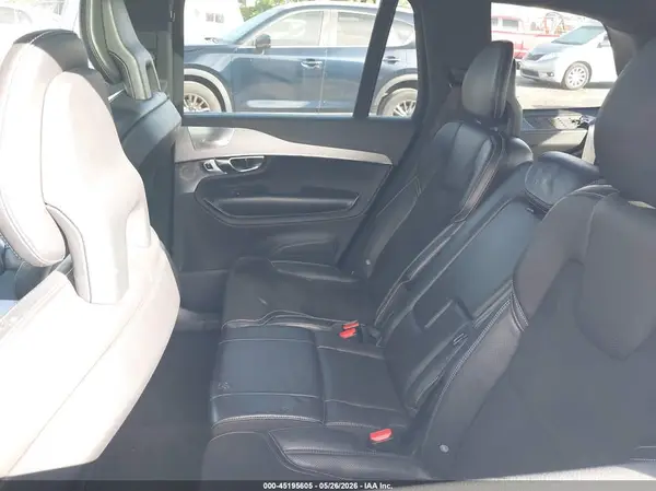YV4A22PM7G1072690 2016 VOLVO XC90 - Image 8
