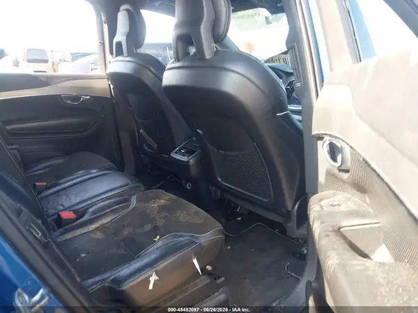 YV4A22PM7J1321092 2018 VOLVO XC90 - Image 8