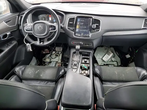 YV4A22PM7K1453237 2019 VOLVO XC90 - Image 8